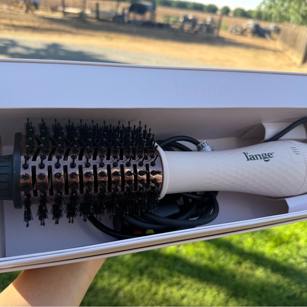 Lange White and Black Hair Styling Brush
